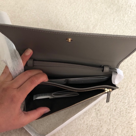 Gucci Microguccissima Crossbody Wallet. NIB! - Picture 8 of 8